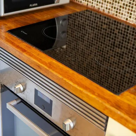 Petit Cosy Dans Un Joli Village Эштомбар